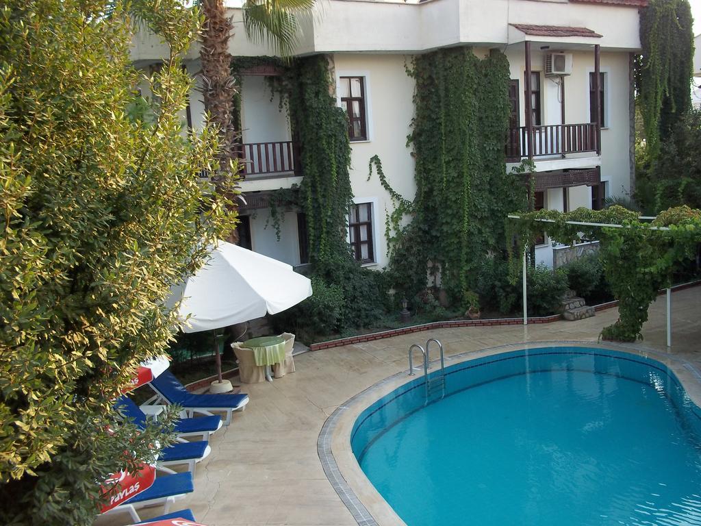 Erciyes Apart Hotel Fethiye Exterior foto