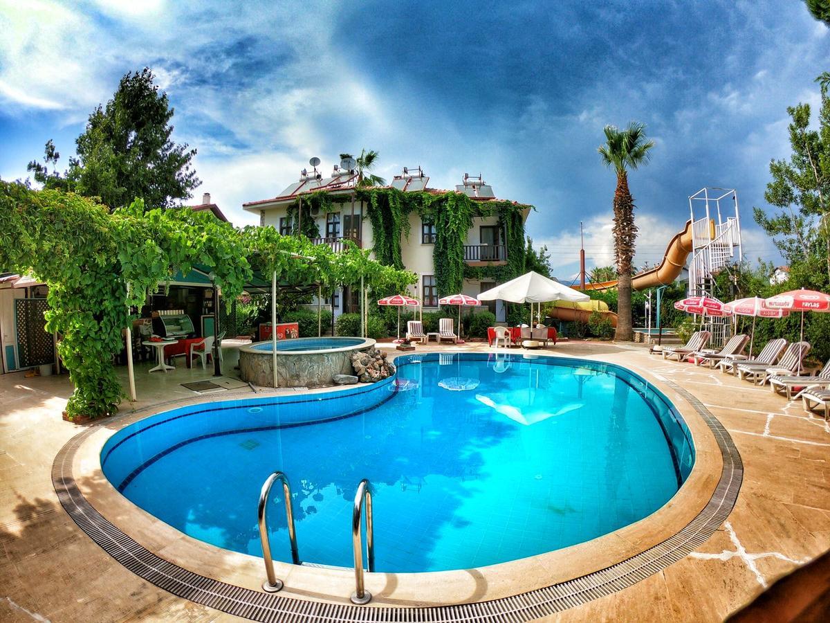 Erciyes Apart Hotel Fethiye Exterior foto